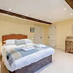 3 Bed In Penrith Oc-93379 *