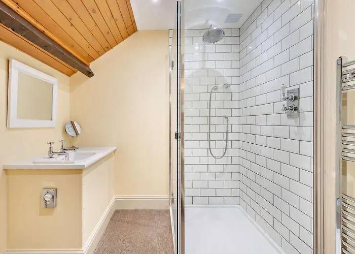 3 Bed In Penrith Oc-93379